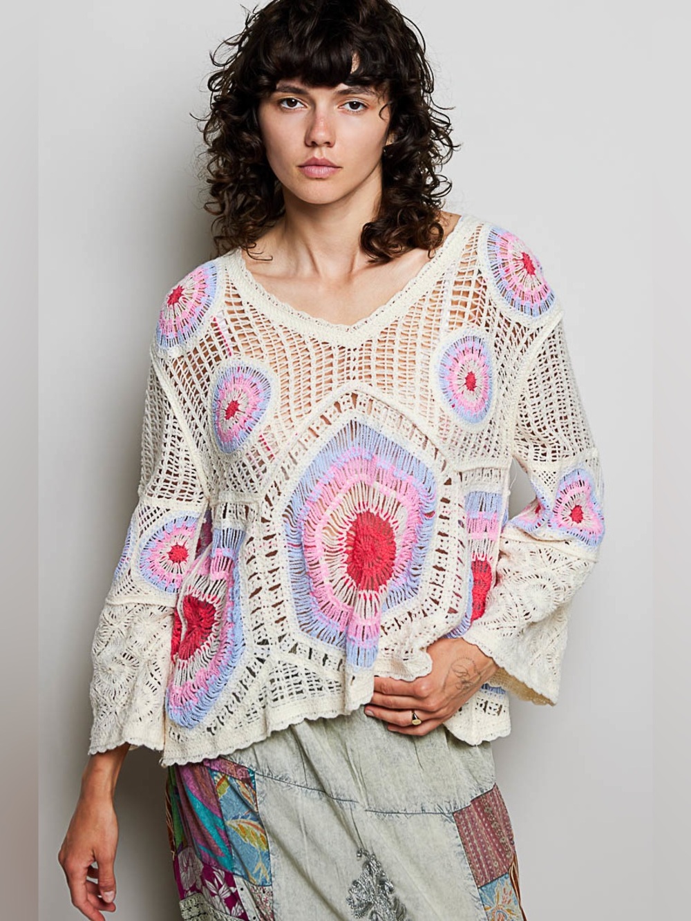 S778. POL Crochet Open-Knit Sweater in Cream with pink